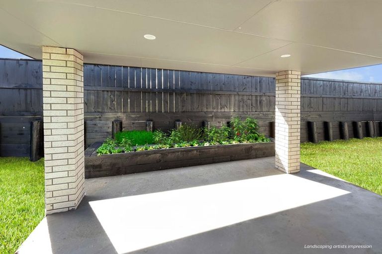 Photo of property in 22 Ranfurly Road, Papatoetoe, Auckland, 2104