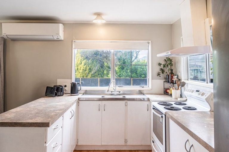 Photo of property in 2/14 Emano Street, Toi Toi, Nelson, 7010