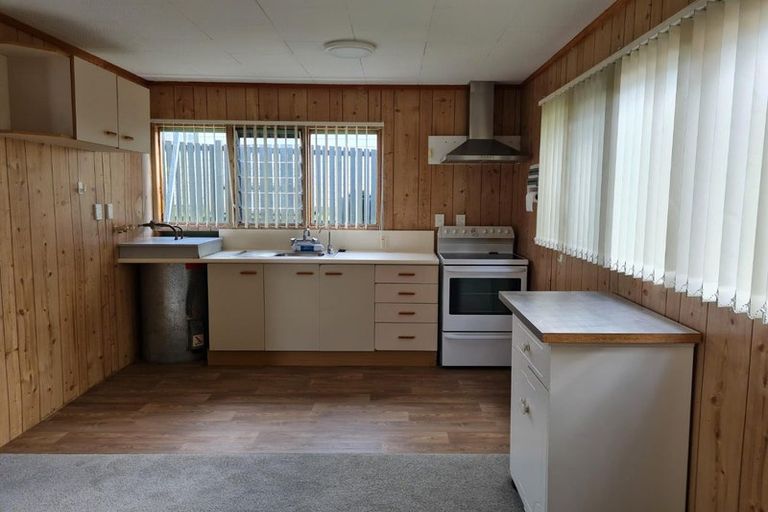 Photo of property in 28 Tamatea Drive, Snells Beach, 0920