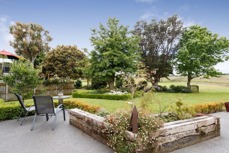 Photo of property in 53 Waterloo Crescent, Hokowhitu, Palmerston North, 4410