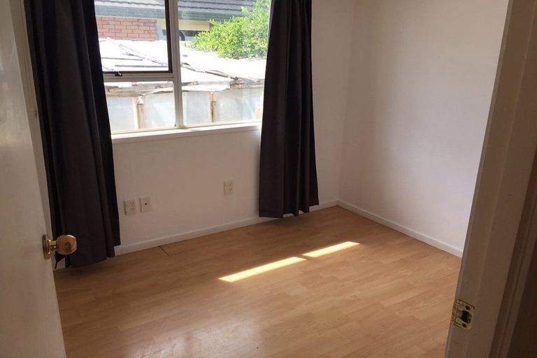 Photo of property in 294 Bucklands Beach Road, Bucklands Beach, Auckland, 2012