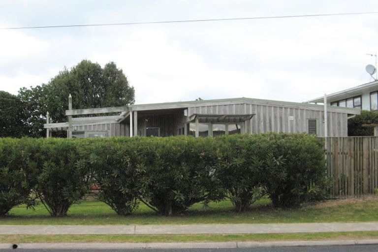 Photo of property in 2 Halligan Road, Whitianga, 3510