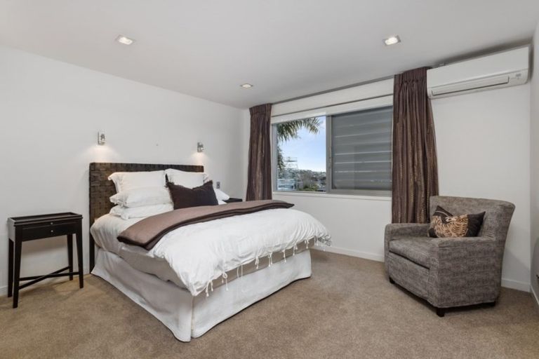 Photo of property in 2a Pierce Road, Milford, Auckland, 0620