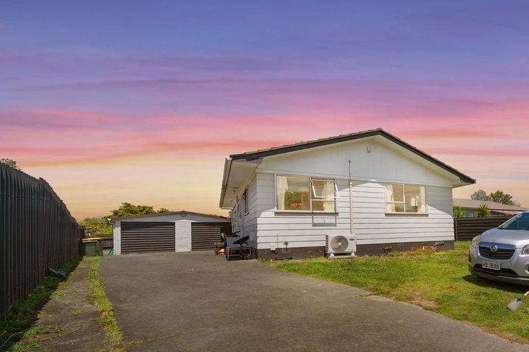 Photo of property in 16 Palermo Place, Clover Park, Auckland, 2023