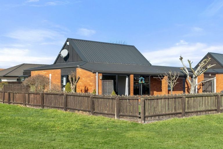 Photo of property in 47b Solomon Avenue, Redwood, Christchurch, 8051