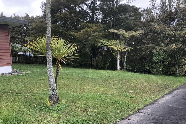 Photo of property in 3/16 Evans Road, Glen Eden, Auckland, 0602