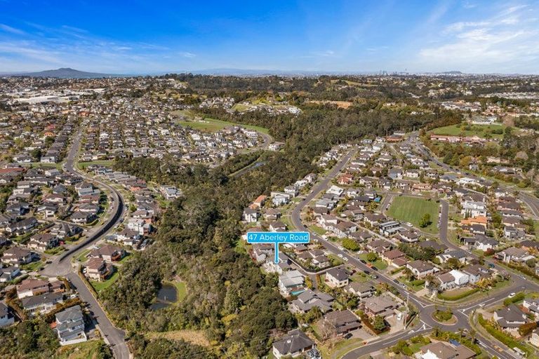 Photo of property in 47 Aberley Road, Schnapper Rock, Auckland, 0632