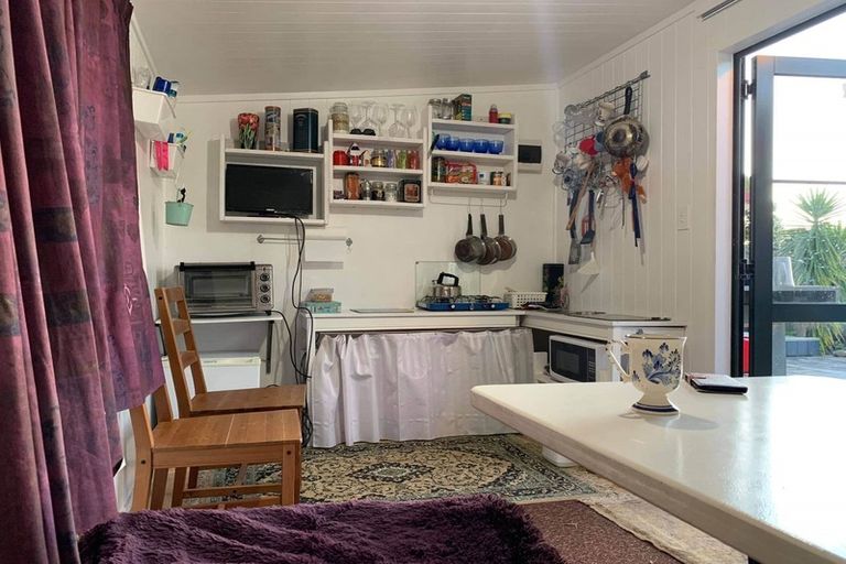 Photo of property in 157 Maunsell Road, Port Waikato, Tuakau, 2695