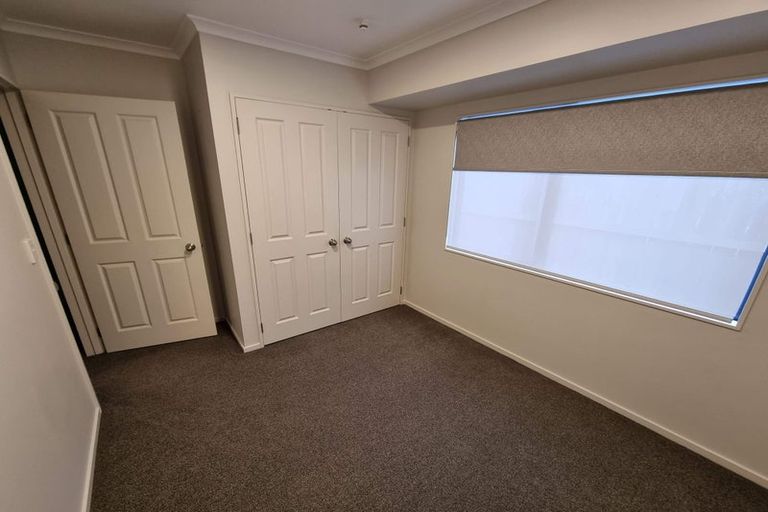 Photo of property in 55 Newbliss Crescent, East Tamaki Heights, Auckland, 2016