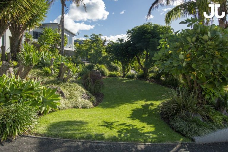 Photo of property in 49 Amberley Crescent, Bethlehem, Tauranga, 3110