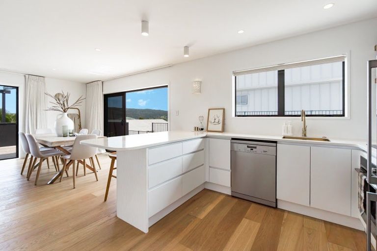 Photo of property in 10c Long Street, Raglan, 3225