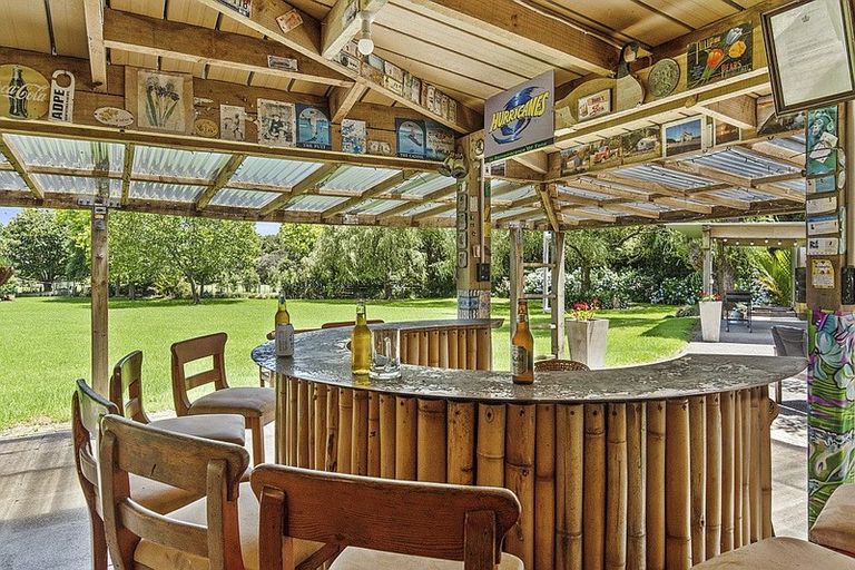 Photo of property in 502 Leigh Road, Whangateau, Warkworth, 0985