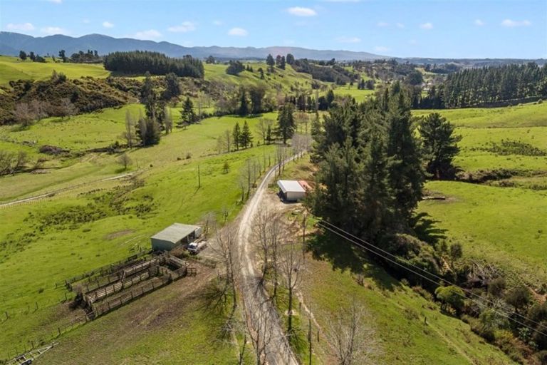 Photo of property in 235 Supplejack Valley Road, Upper Moutere, 7173