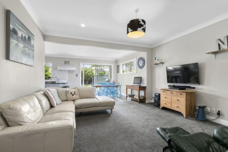 Photo of property in 865 High Street, Boulcott, Lower Hutt, 5011