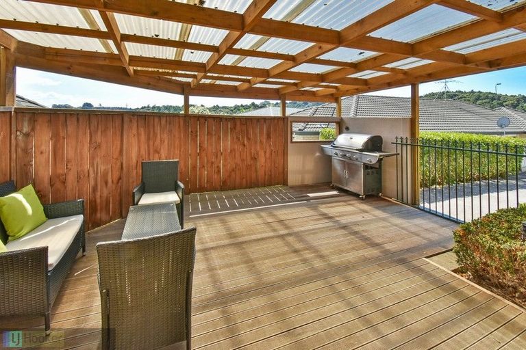 Photo of property in 318 Hill Road, The Gardens, Auckland, 2105