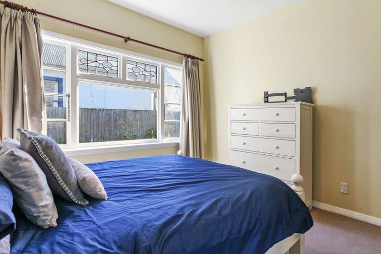 Photo of property in 60 Oxley Avenue, St Albans, Christchurch, 8014