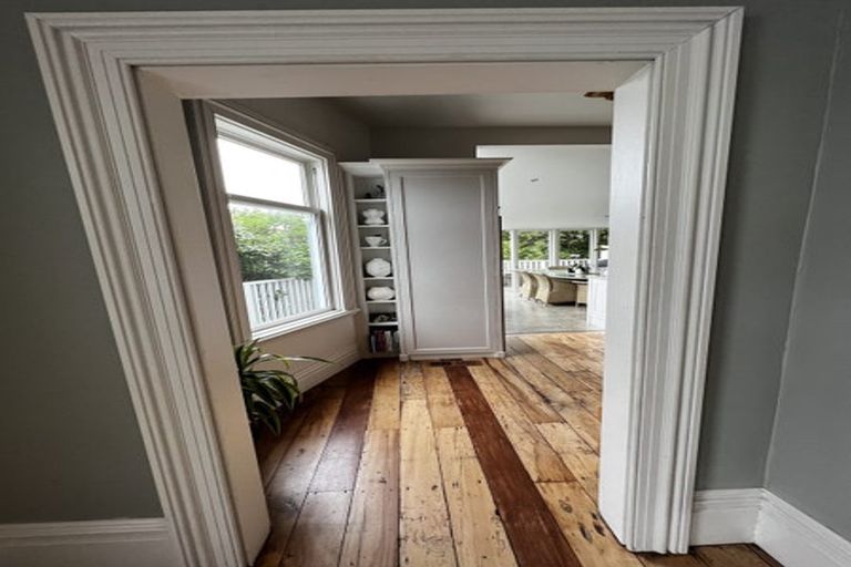 Photo of property in 13 Glenbervie Terrace, Thorndon, Wellington, 6011