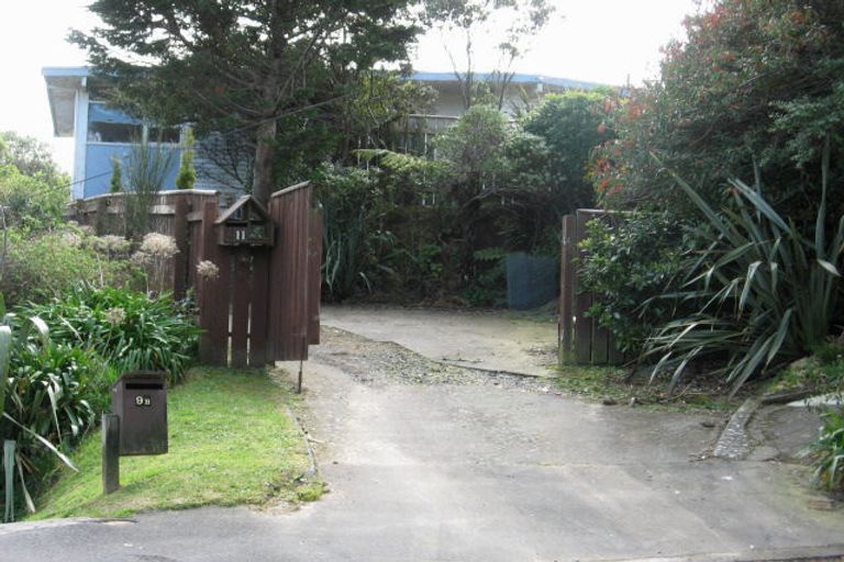 Photo of property in 11 Bourbon Terrace, Karori, Wellington, 6012