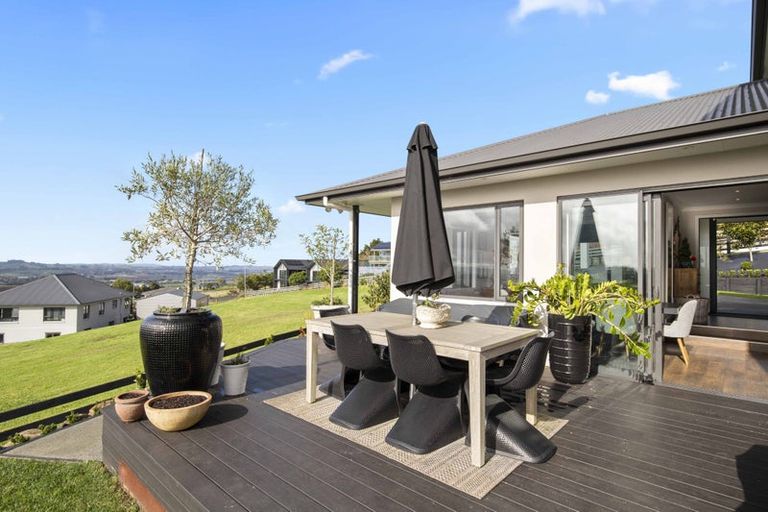 Photo of property in 10 Flynn Road, Pukekohe, 2120