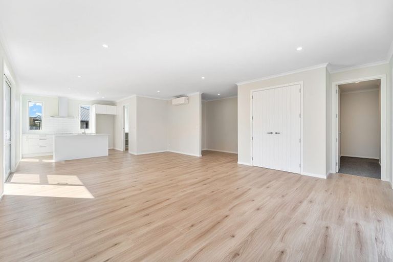 Photo of property in 30 Brigitte View, Snells Beach, 0920