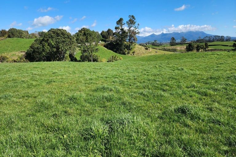 Photo of property in 868 Upland Road, Egmont Village, New Plymouth, 4372