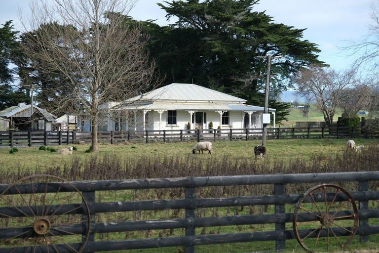 Photo of property in 288 Garfield Road, Norsewood, Dannevirke, 4977