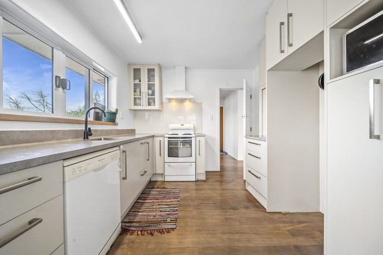 Photo of property in 29 Hallberry Road, Mangere East, Auckland, 2024