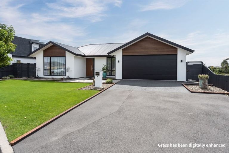 Photo of property in 18 Pistacia Place, Hornby, Christchurch, 8025