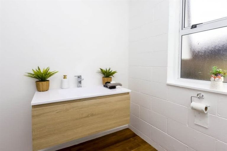 Photo of property in 5b William Booth Grove, Trentham, Upper Hutt, 5018