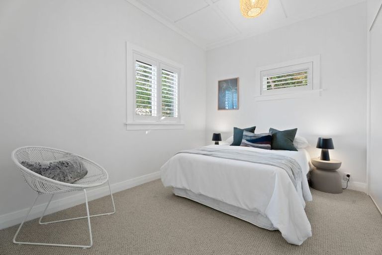 Photo of property in 9 Watea Road, Sandringham, Auckland, 1025