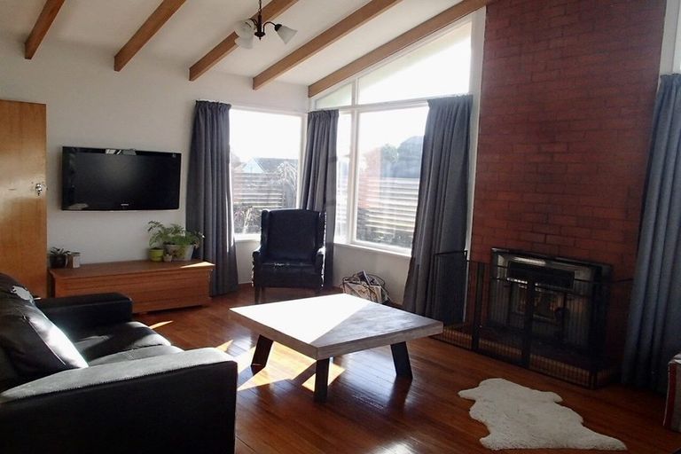 Photo of property in 43 Tamar Street, South Hill, Oamaru, 9400