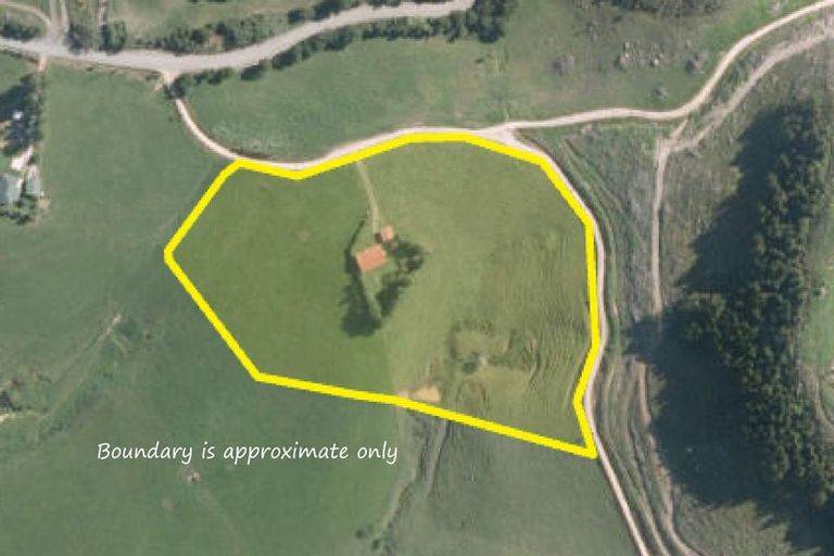 Photo of property in 12 Henry Lane, Whakapara, Hikurangi, 0184