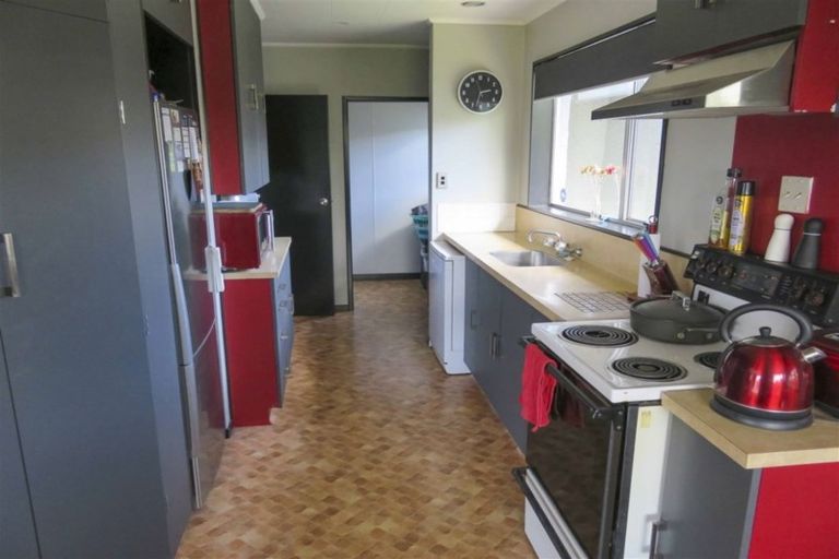 Photo of property in 100 Stirrat Street, Kingswell, Invercargill, 9812