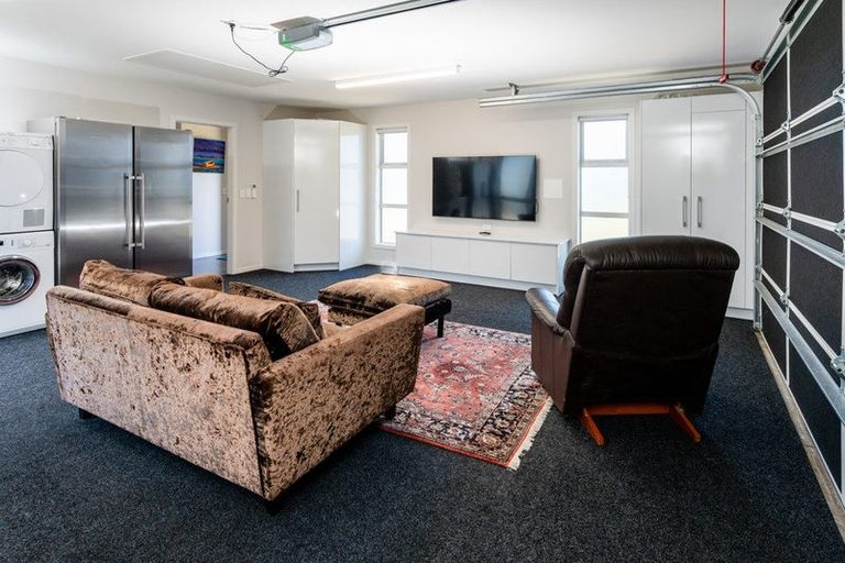 Photo of property in 6 Konini Crescent, Waikanae Beach, Waikanae, 5036