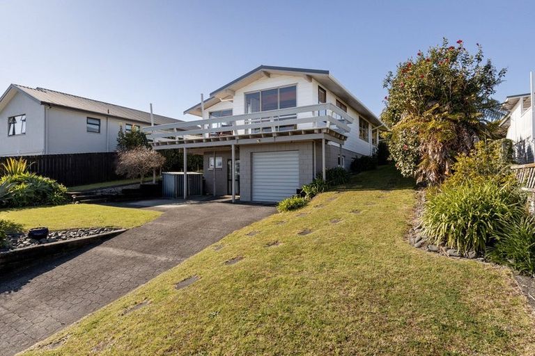 Photo of property in 15 Hamurana Road, Omokoroa, 3114