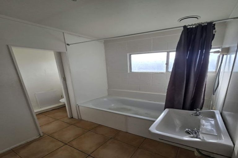 Photo of property in 7/9 Totara Street, Trentham, Upper Hutt, 5018