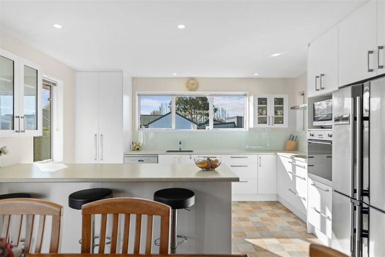 Photo of property in 89 Glenturret Drive, Casebrook, Christchurch, 8051