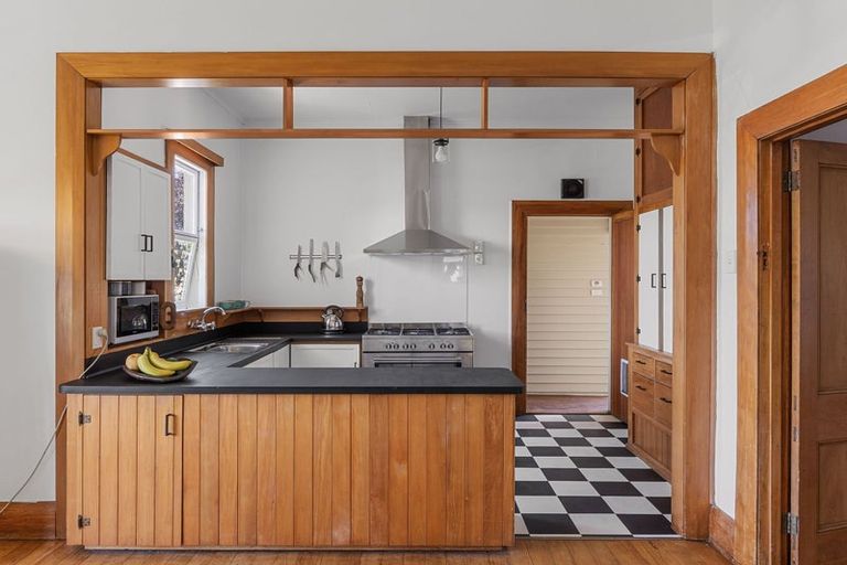 Photo of property in 676 Gladstone Road, Te Hapara, Gisborne, 4010