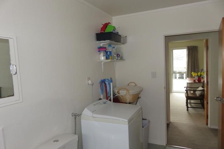 Photo of property in 6a Downing Street, Crofton Downs, Wellington, 6035