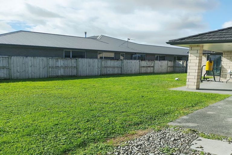 Photo of property in 221 Cumberland Drive, Flagstaff, Hamilton, 3210