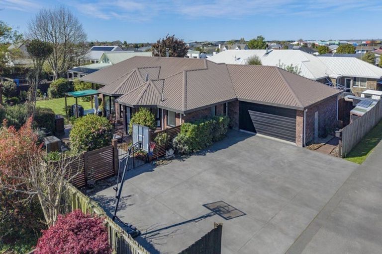 Photo of property in 18 Edwin Lane, Kaiapoi, 7630