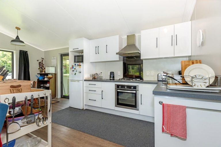 Photo of property in 11 Motu Road, Matawai, 4092