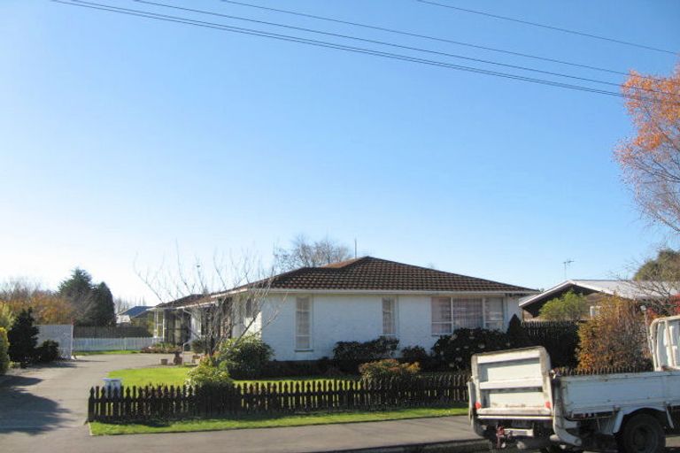 Photo of property in 1/23 Richill Street, Belfast, Christchurch, 8051