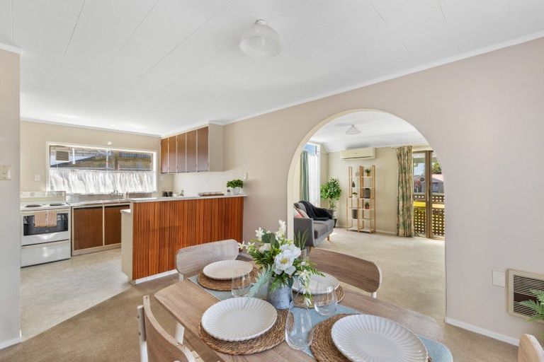 Photo of property in 6b Kapui Place, Waitara, 4320