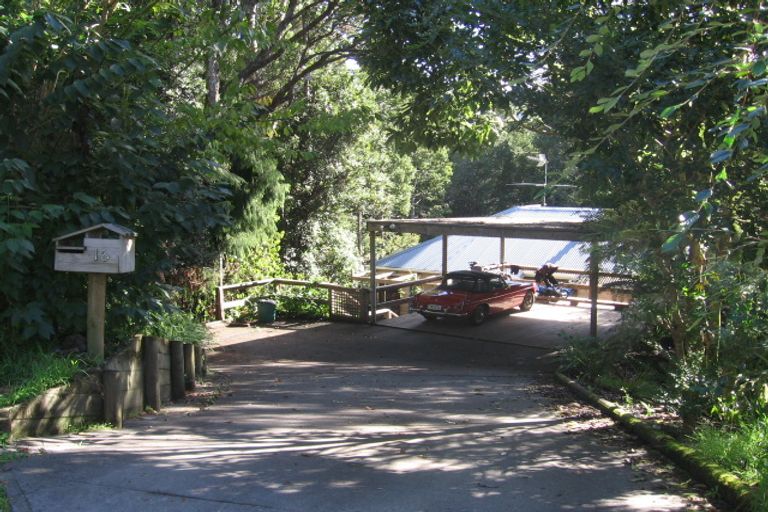 Photo of property in 16 Brownie Road, Laingholm, Auckland, 0604