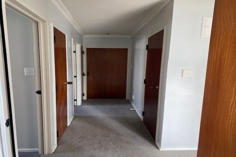 Photo of property in 3/10 Karamu Street, Strandon, New Plymouth, 4312