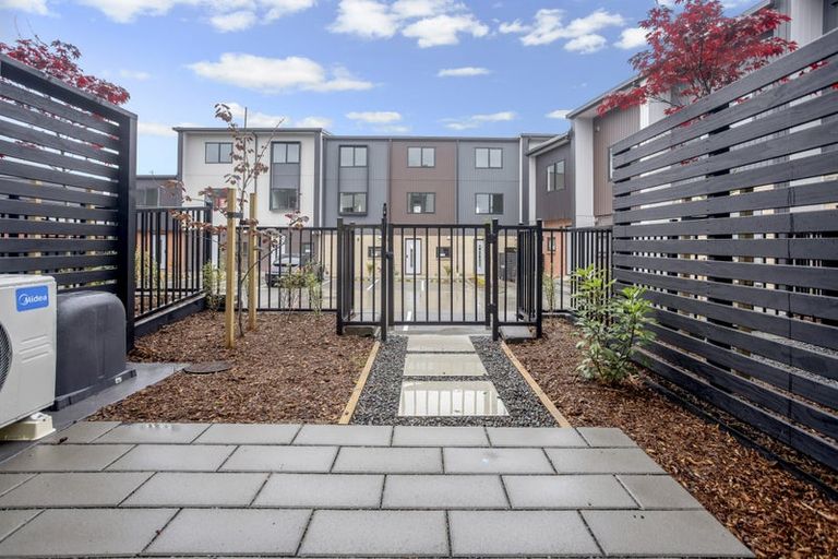 Photo of property in 24 Selo Street, Glen Eden, Auckland, 0602