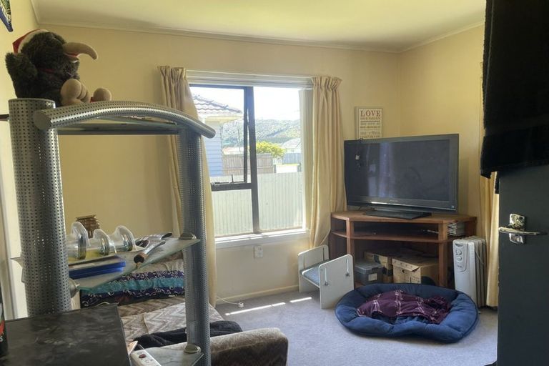 Photo of property in 51 Donnelley Drive, Wainuiomata, Lower Hutt, 5014