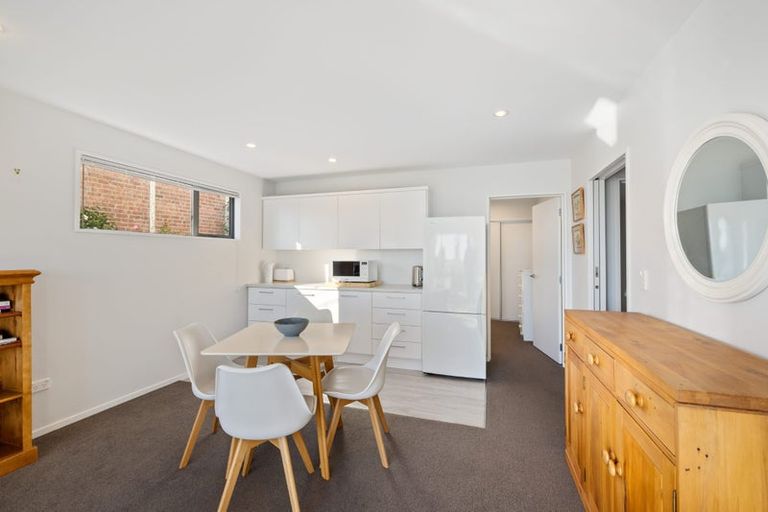 Photo of property in 6 Mccormacks Bay Road, Mount Pleasant, Christchurch, 8081