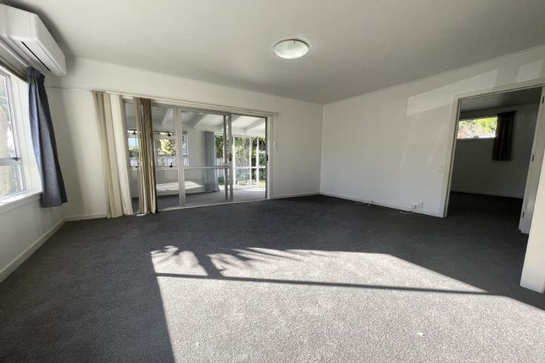 Photo of property in 13 Abel Tasman Avenue, Henderson, Auckland, 0610